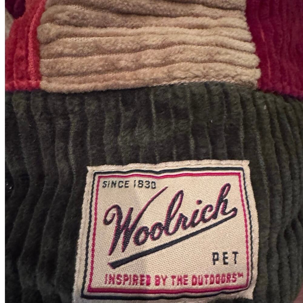Woolrich Corduroy Patchwork Dog Jacket Size Medium Outdoors Winter Pet